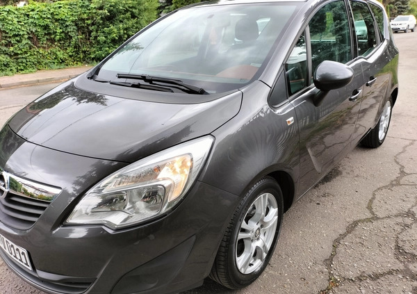 Opel Meriva cena 15900 przebieg: 217000, rok produkcji 2010 z Sieradz małe 79